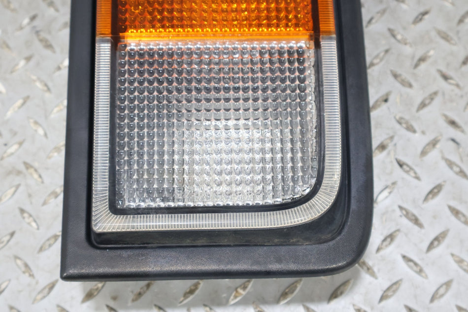 2004 Hummer H2- Right Tail Light
