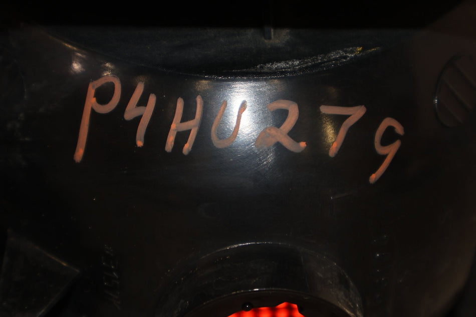 2004 Hummer H2- TAIL LIGHT ASSEMBLY