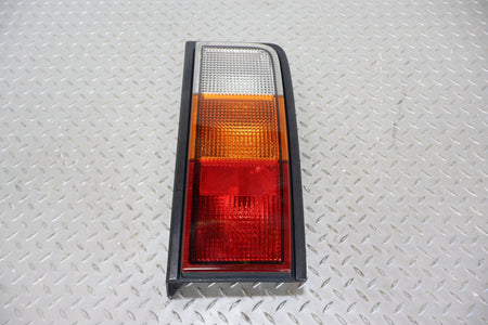 2004 Hummer H2- TAIL LIGHT ASSEMBLY