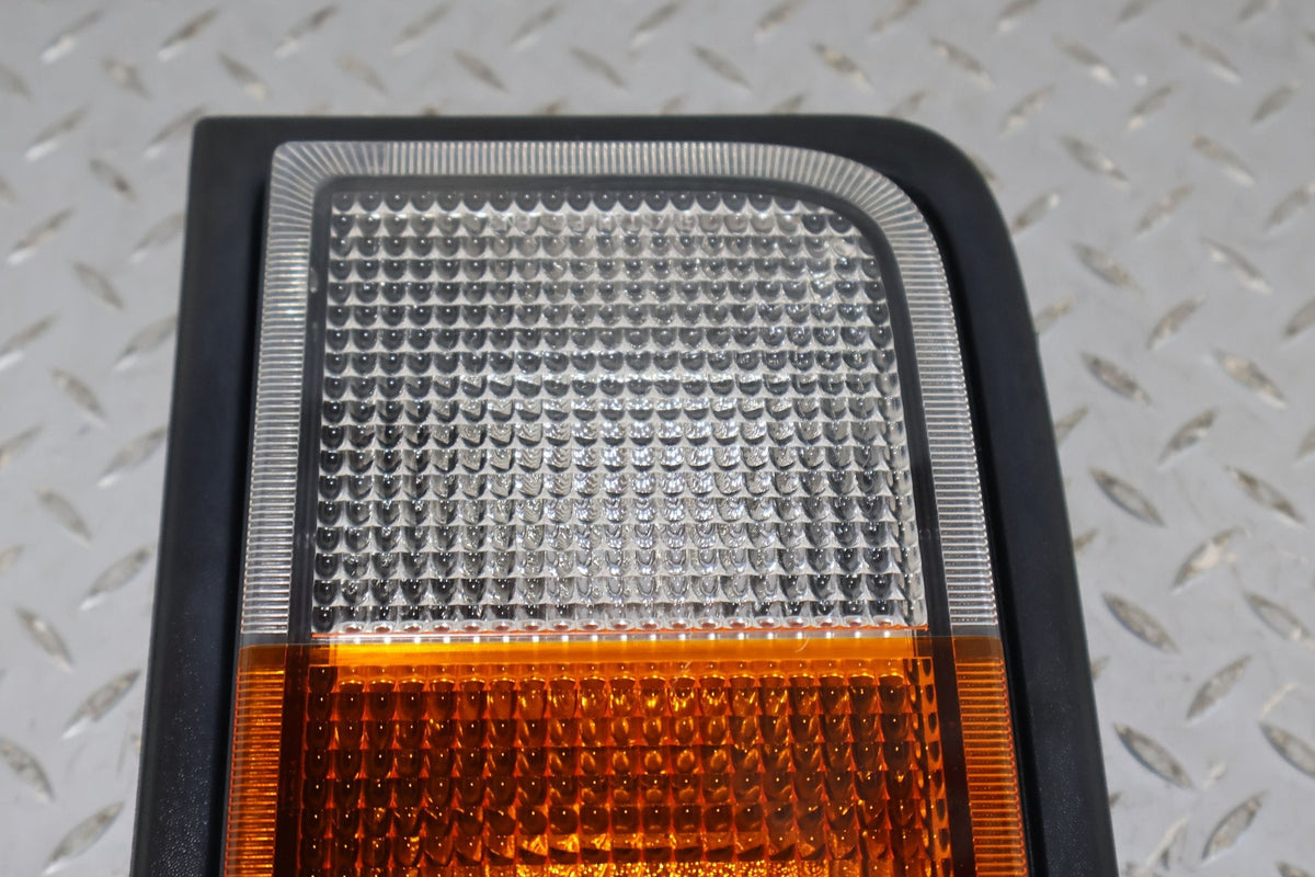 2004 Hummer H2- TAIL LIGHT ASSEMBLY