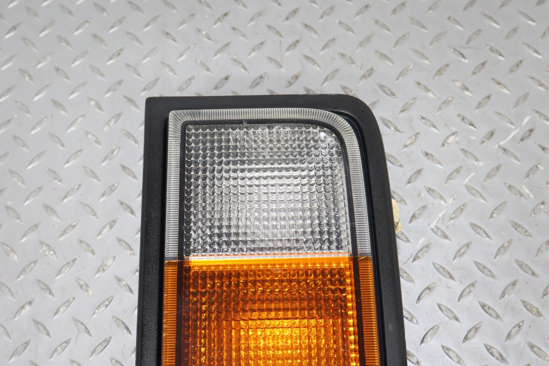 2004 Hummer H2- TAIL LIGHT ASSEMBLY