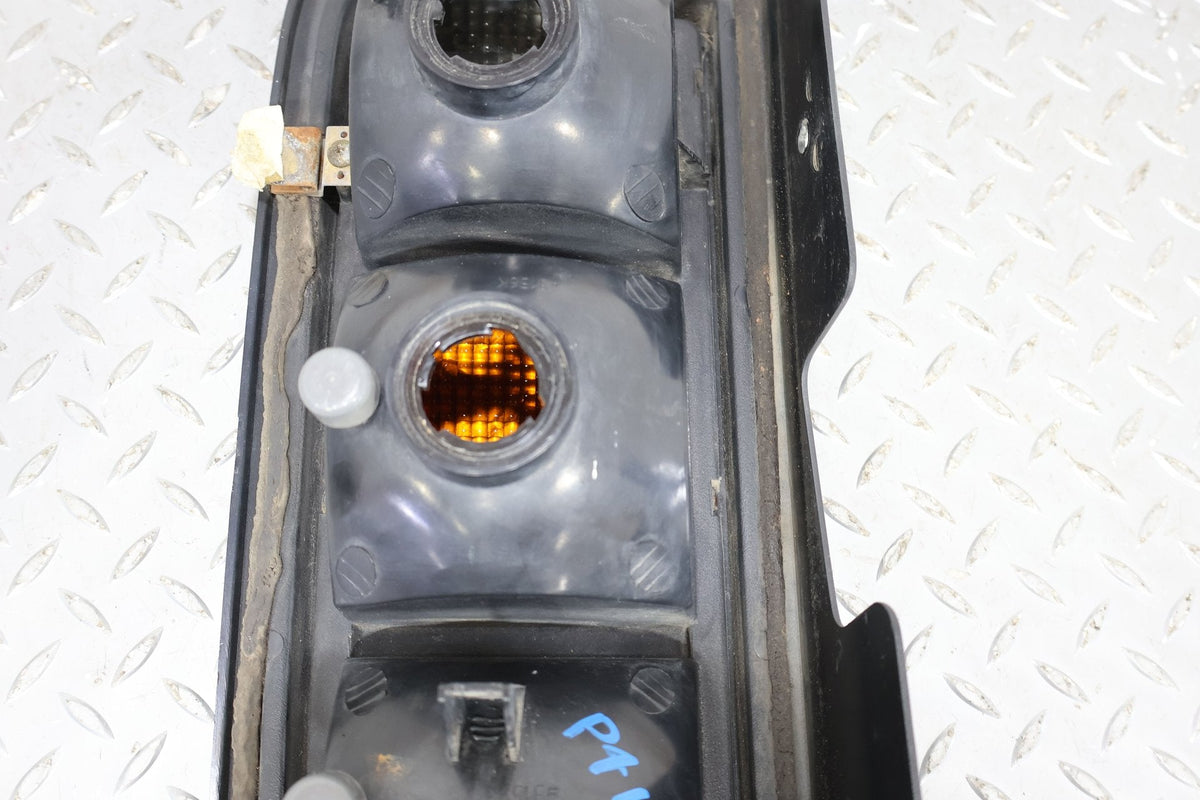 2004 Hummer H2- TAIL LIGHT ASSEMBLY