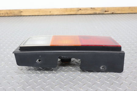2004 Hummer H2- TAIL LIGHT ASSEMBLY