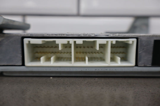 2004 Mazda MX - 5 Miata Engine Computer / ECU