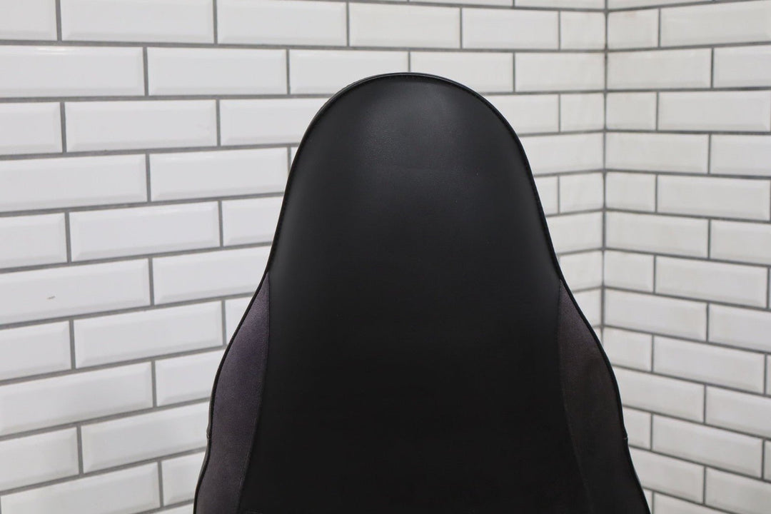 2004 Mazda MX - 5 Miata Front Seat Pair