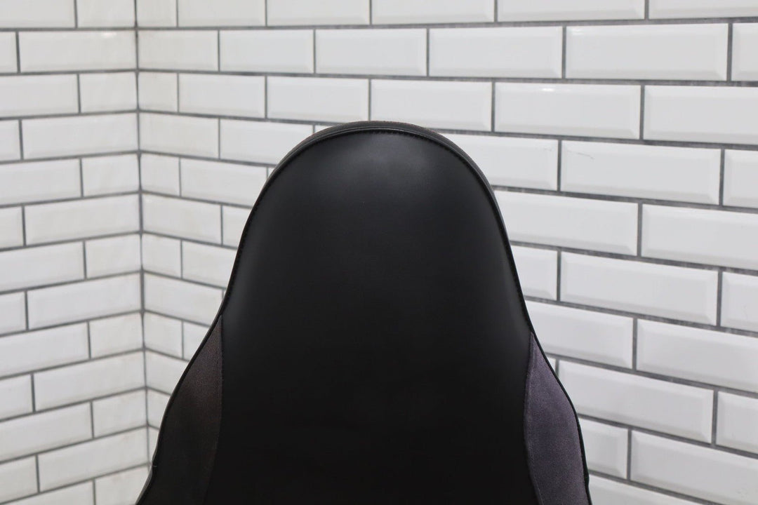 2004 Mazda MX - 5 Miata Front Seat Pair