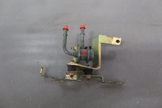 2004 Mazda MX - 5 Miata Fuel Pressure Restrictor Regulator