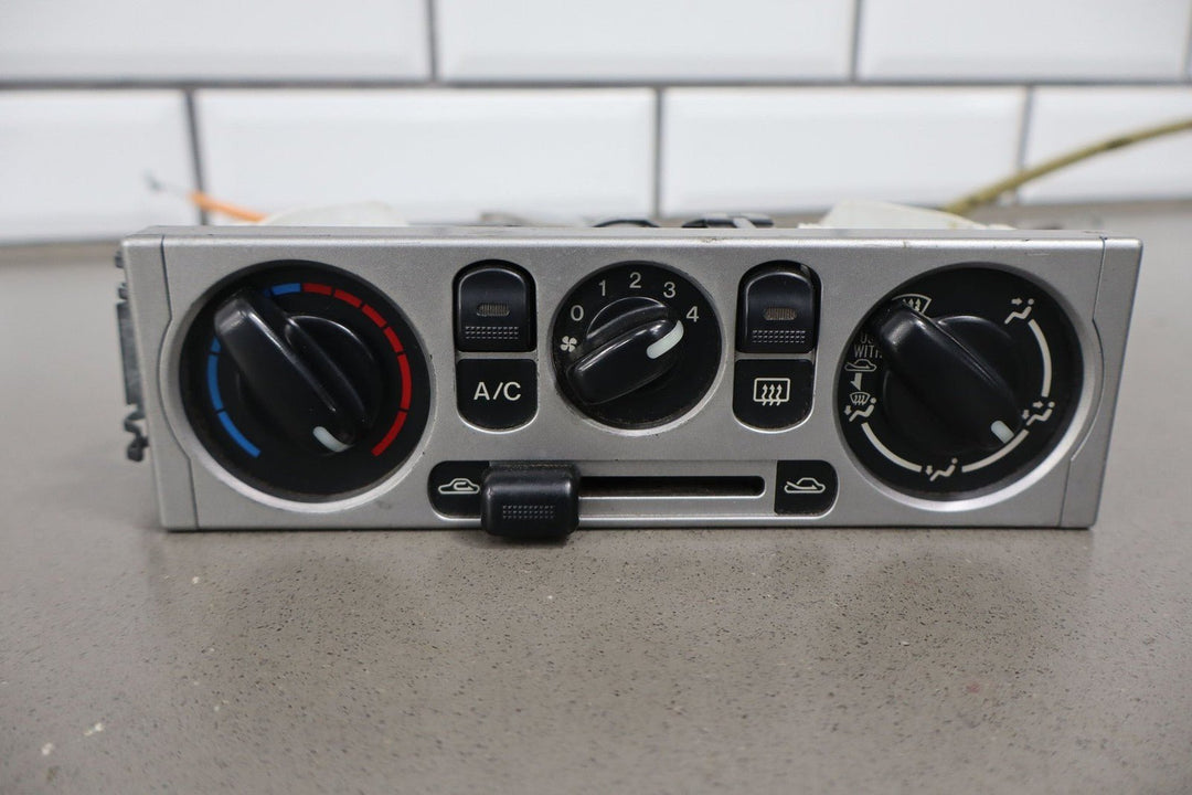 2004 Mazda MX - 5 Miata Heater/AC Controls