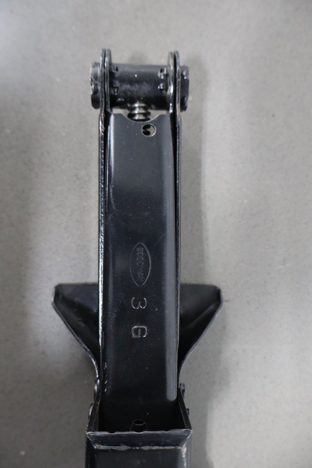 2004 Mazda MX - 5 Miata Scissor Jack