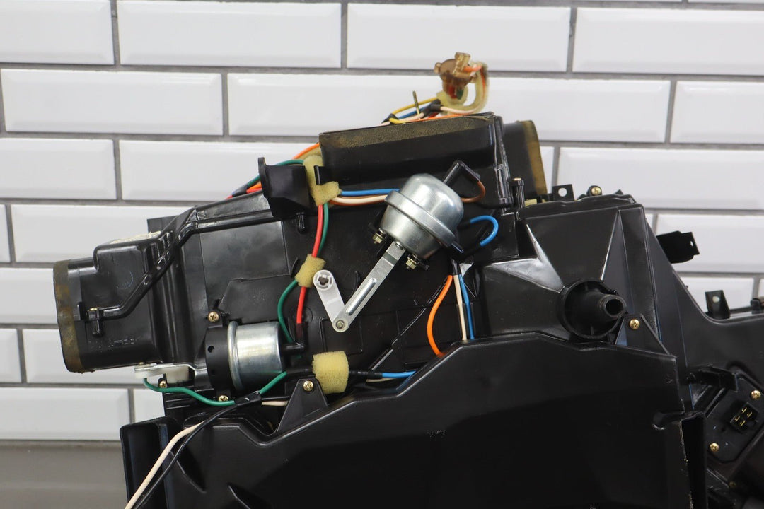 2004 Pontiac GTO 2 - Door Heater Housing OEM