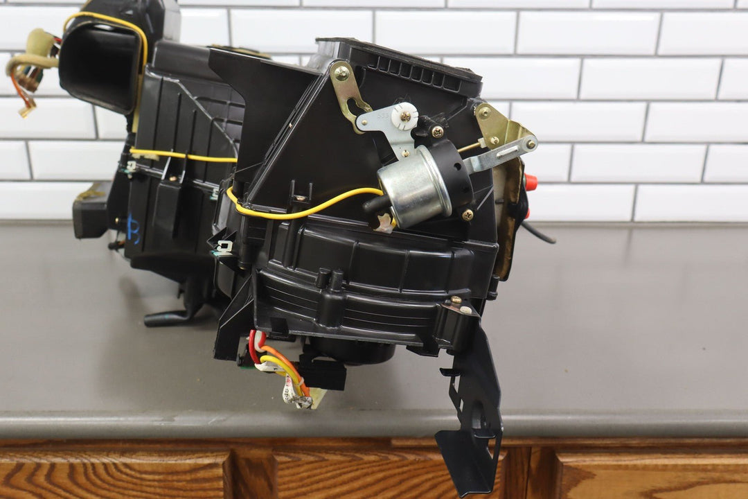 2004 Pontiac GTO 2 - Door Heater Housing OEM