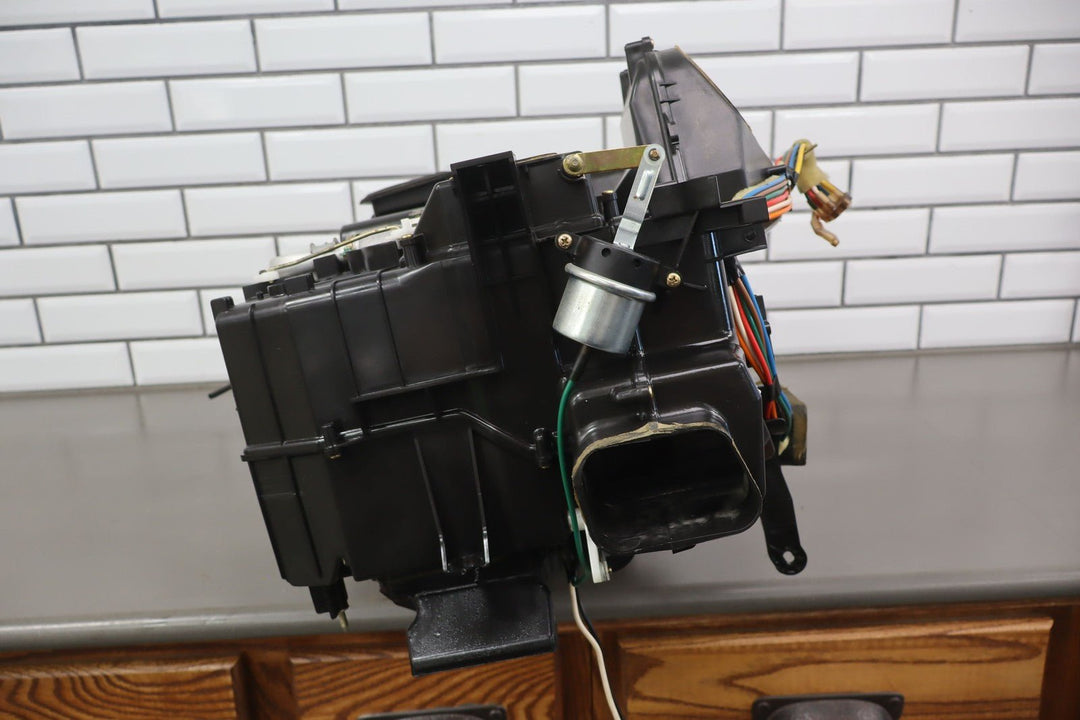 2004 Pontiac GTO 2 - Door Heater Housing OEM