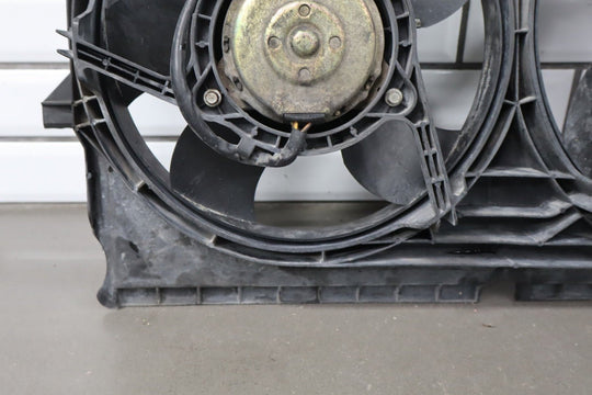 2004 Pontiac GTO 5.7L Petrol Cooling Fan 92146912