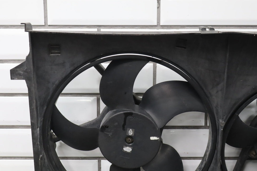 2004 Pontiac GTO 5.7L Petrol Cooling Fan 92146912