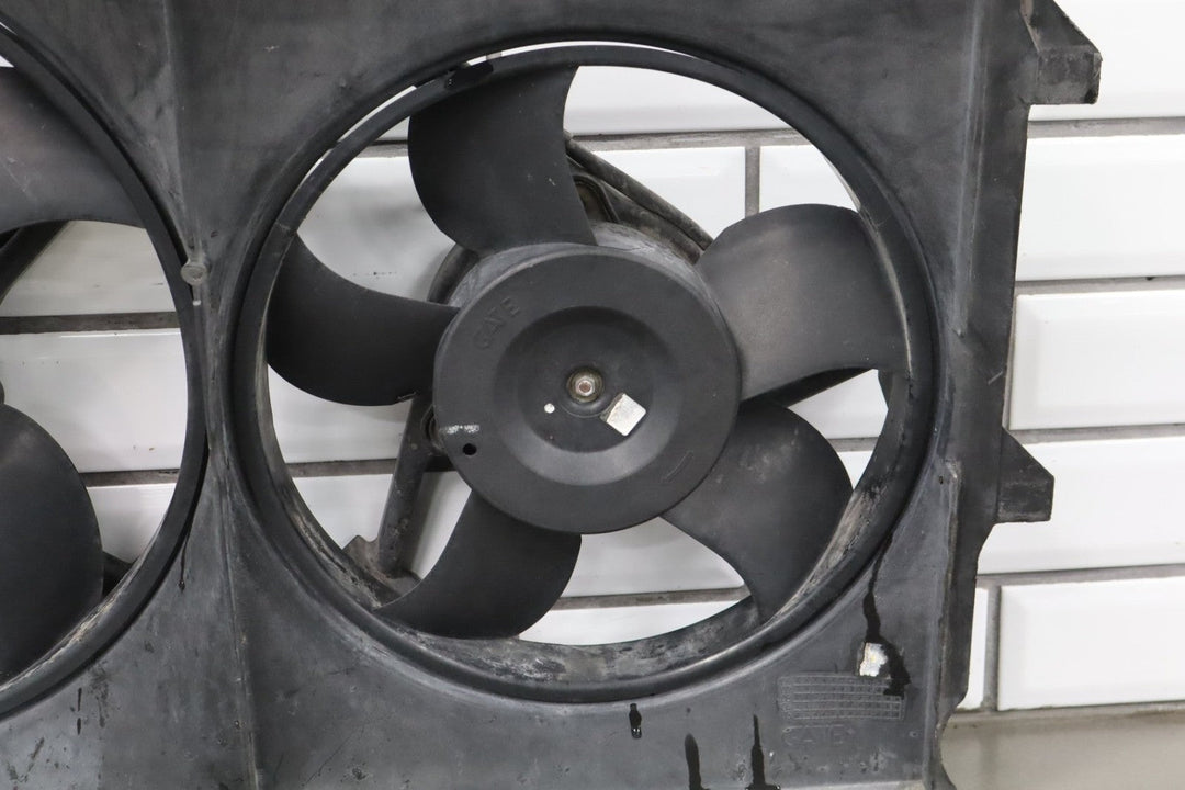 2004 Pontiac GTO 5.7L Petrol Cooling Fan 92146912