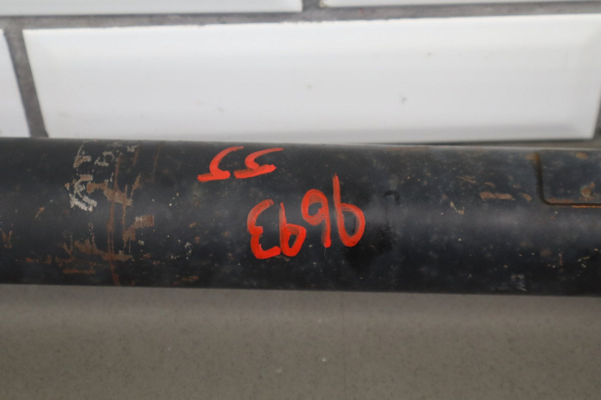2004 Pontiac GTO 5.7L Rear Drive Shaft