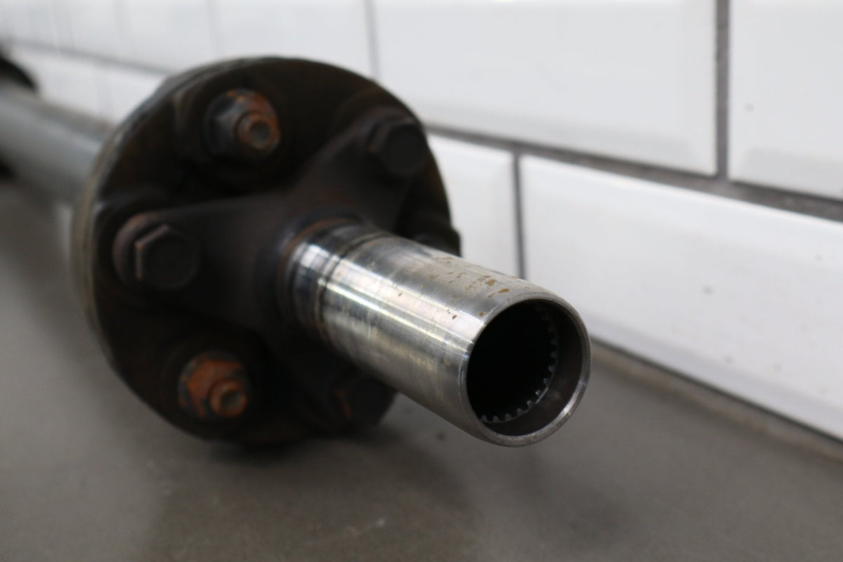 2004 Pontiac GTO 5.7L Rear Drive Shaft
