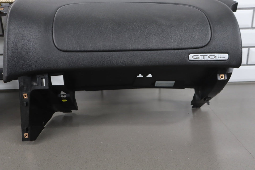2004 Pontiac GTO Bare Dash Panel