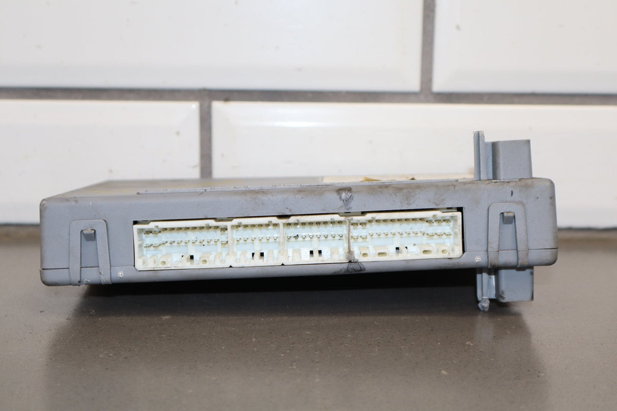 2004 Pontiac GTO Body Control module 92174643