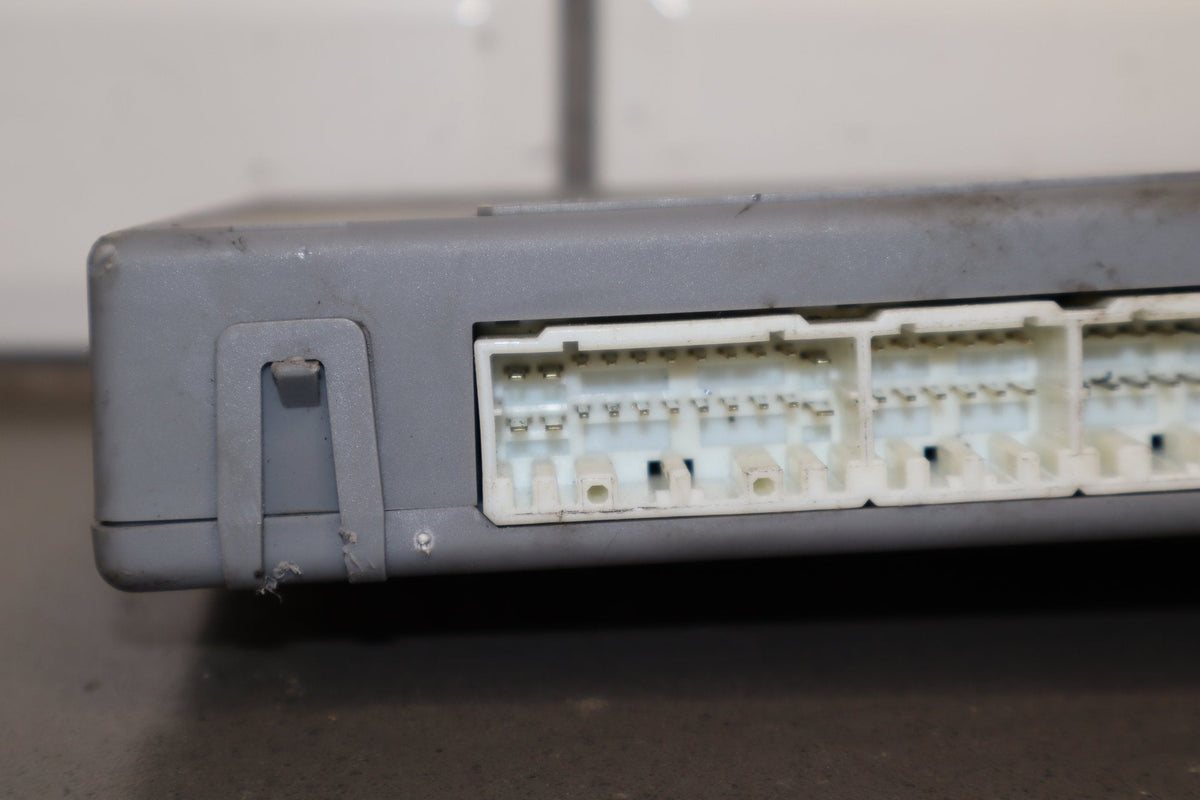 2004 Pontiac GTO Body Control module 92174643