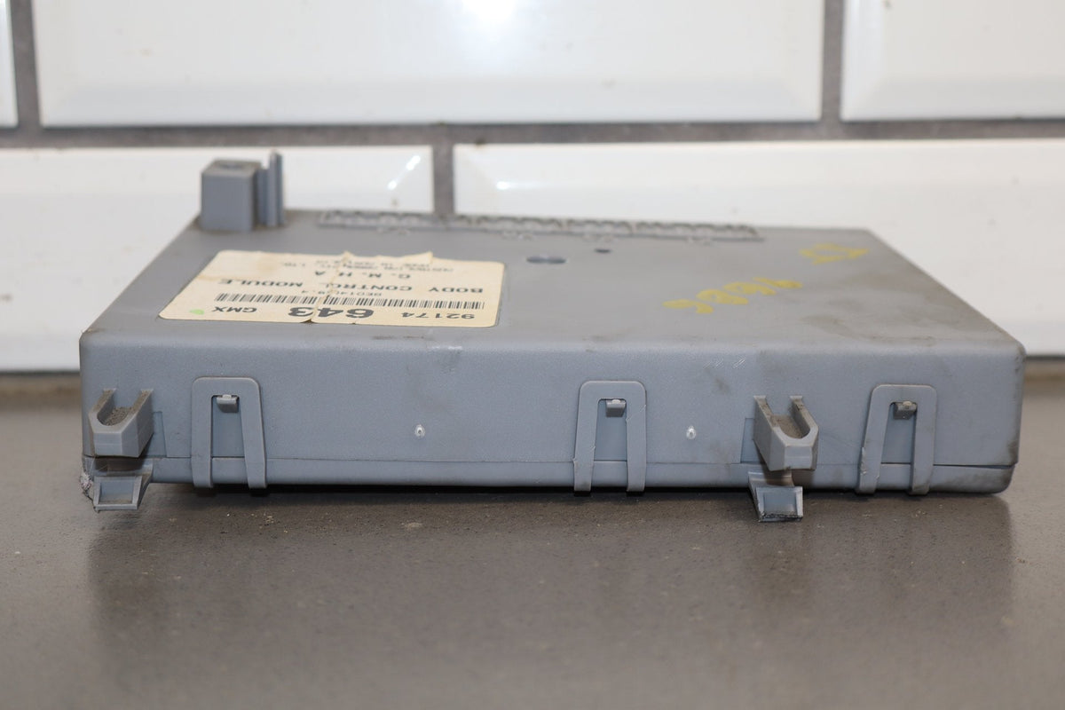 2004 Pontiac GTO Body Control module 92174643