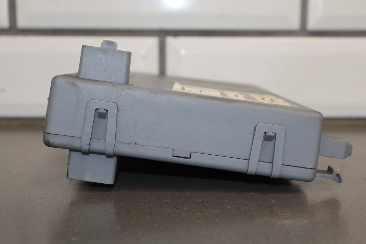 2004 Pontiac GTO Body Control module 92174643