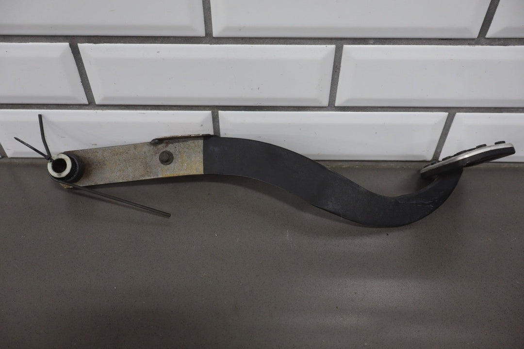 2004 Pontiac GTO Brake Pedal OEM