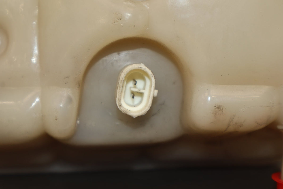 2004 Pontiac GTO - Coolant Bottle 92055632