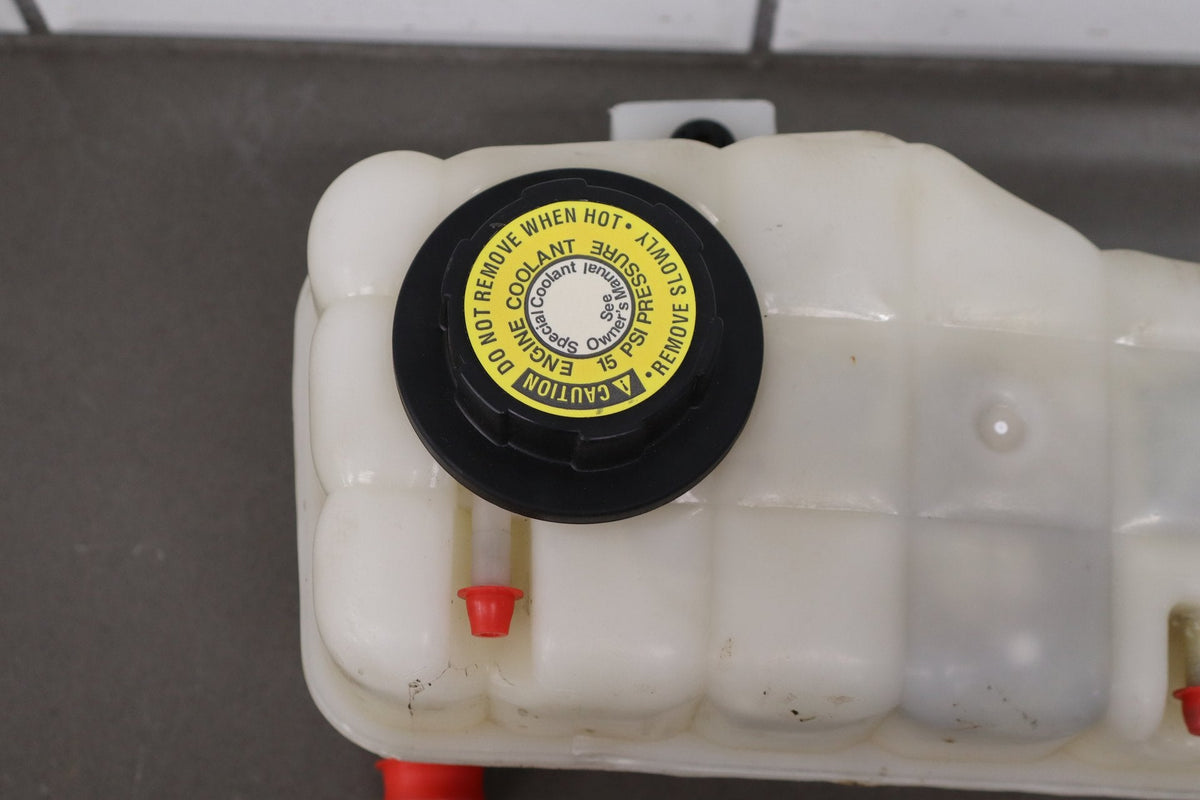 2004 Pontiac GTO - Coolant Bottle 92055632