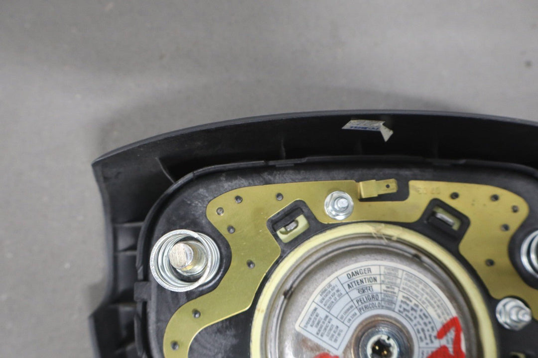 2004 Pontiac GTO Driver Steering Wheel Airbag W/Black Trim 92123175