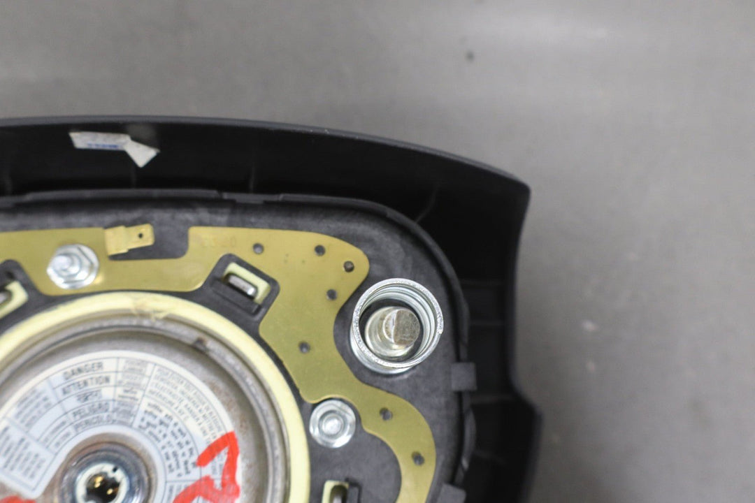 2004 Pontiac GTO Driver Steering Wheel Airbag W/Black Trim 92123175