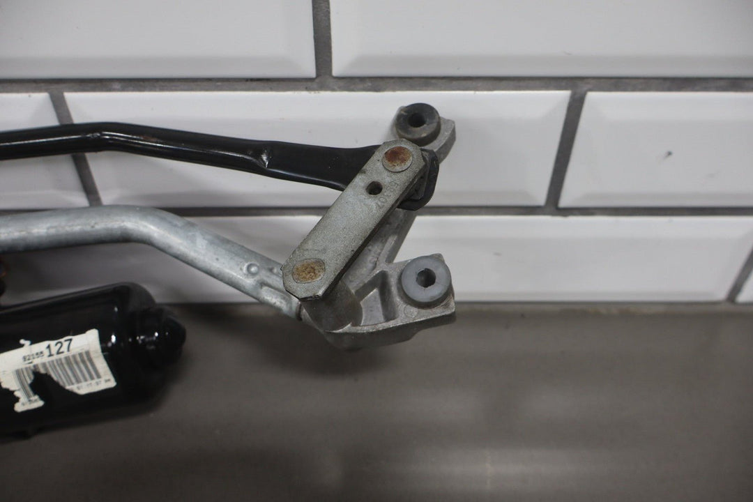2004 Pontiac GTO Front Wiper Motor & Transmission OEM