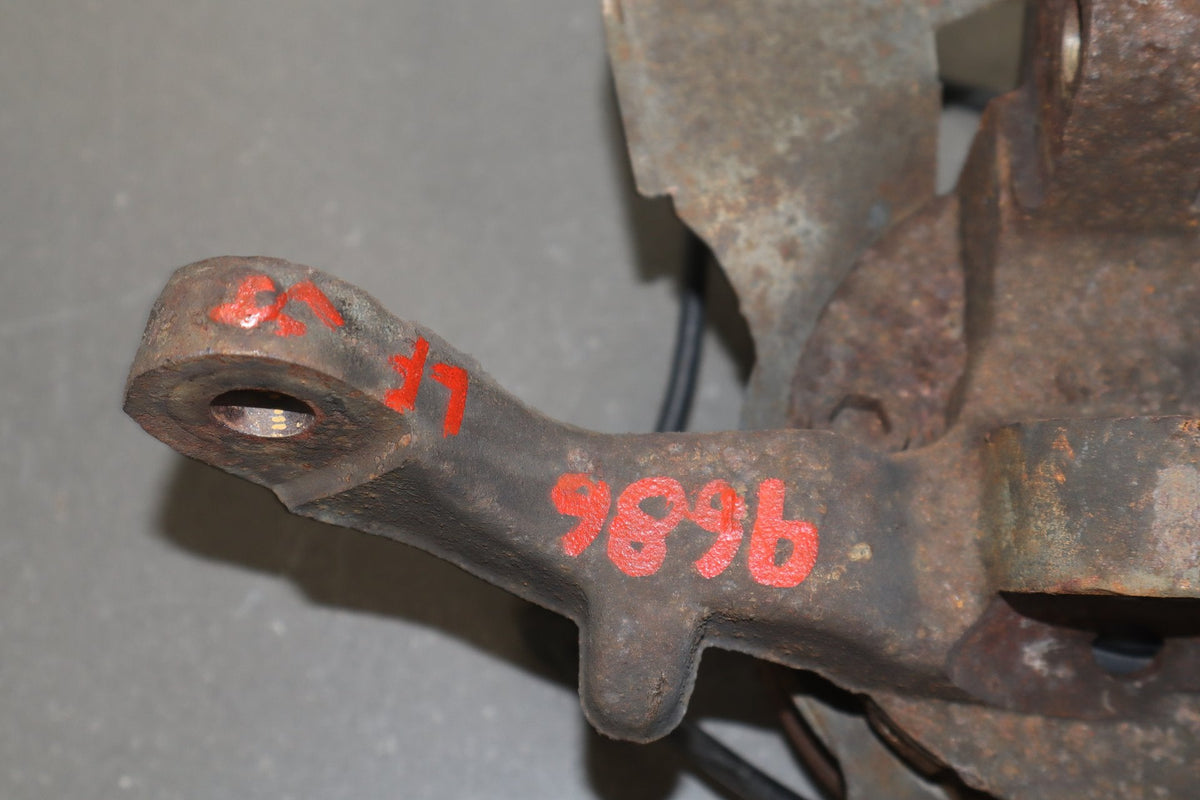 2004 Pontiac GTO Left Front Spindle 92171965