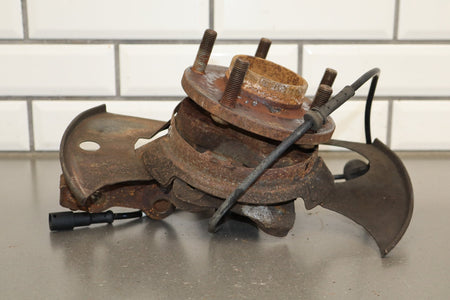 2004 Pontiac GTO Left Front Spindle 92171965