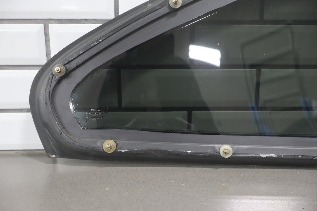 2004 Pontiac GTO Left Quarter Window 92202901