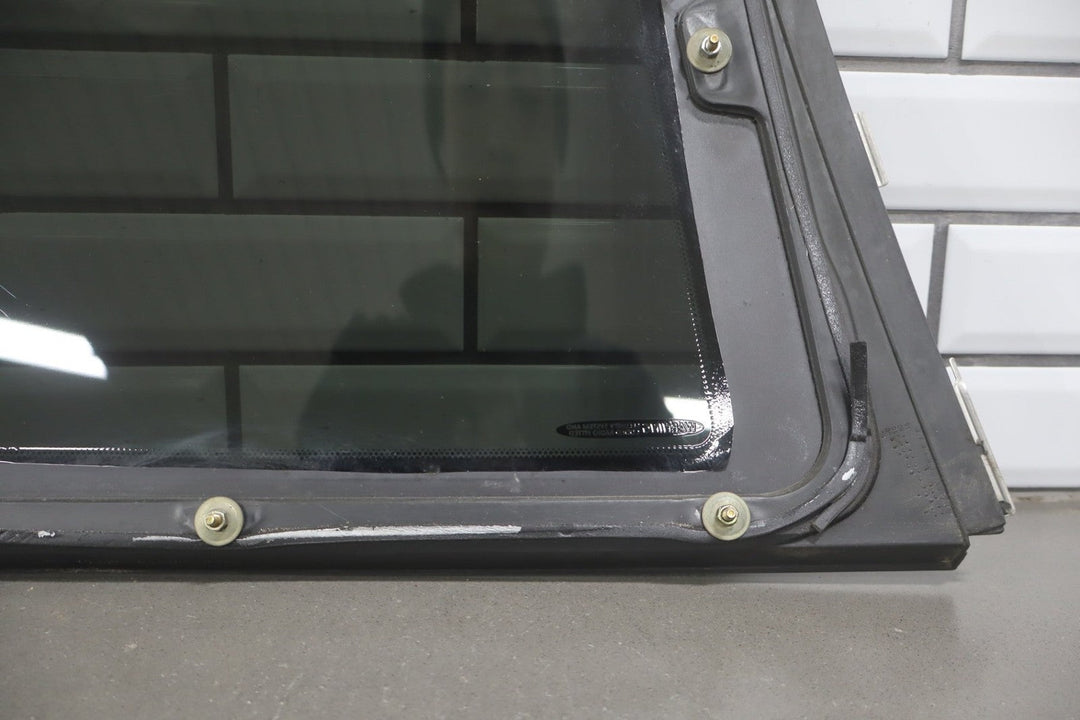 2004 Pontiac GTO Left Quarter Window 92202901
