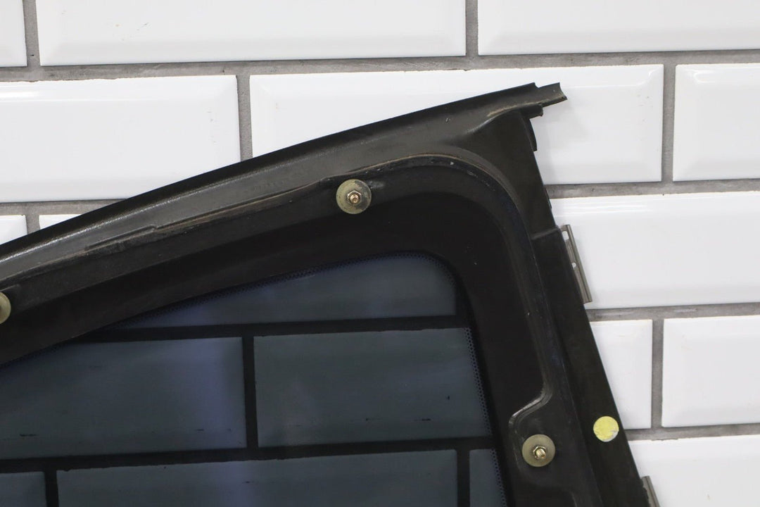 2004 Pontiac GTO Left Quarter Window 92202901