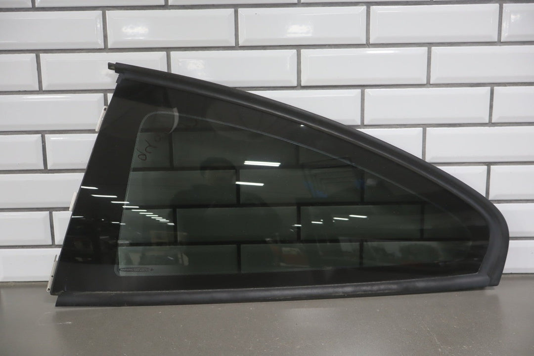 2004 Pontiac GTO Left Quarter Window 92202901