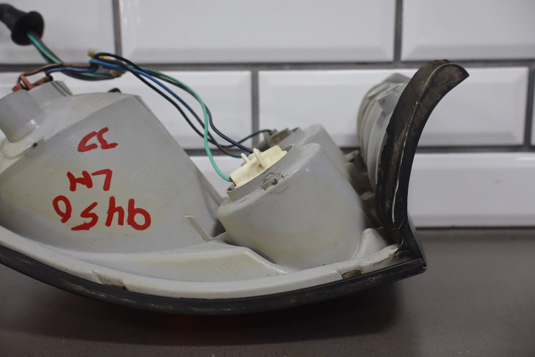 2004 Pontiac GTO Left Tail Light 92146794 OEM