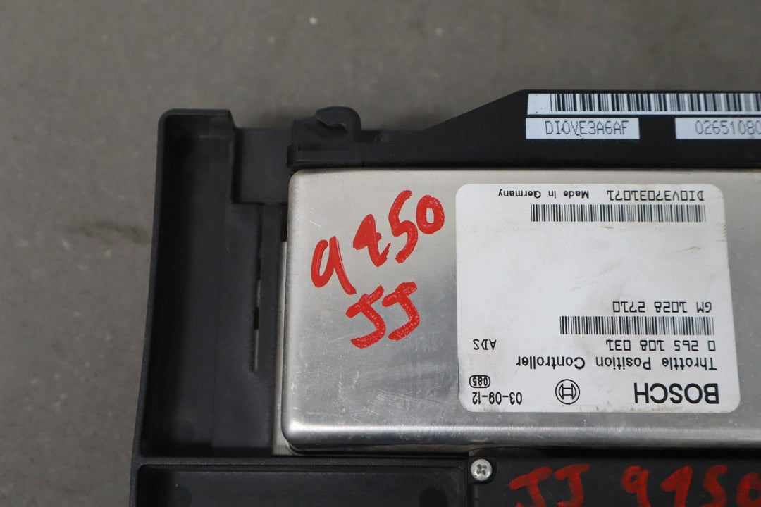 2004 Pontiac GTO Powertrain Interface / Throttle Position Module 92185443