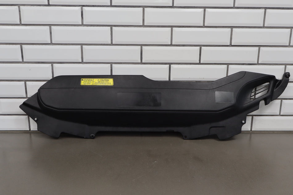 2004 Pontiac GTO Radiator Shroud 92160585 OEM