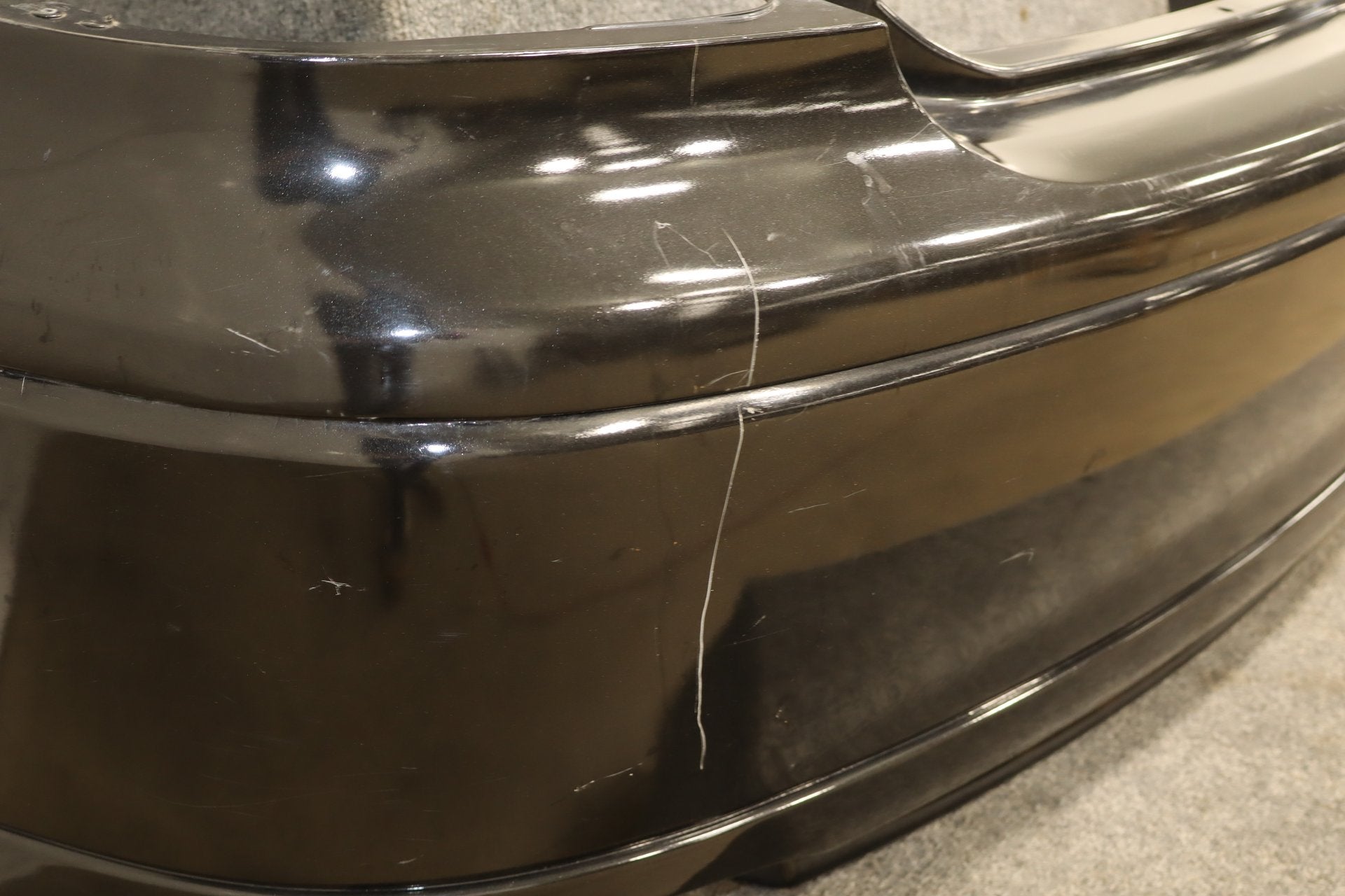 2004 Pontiac GTO Rear Bumper Assembly - Single Exhaust Cutout Phantom Black 41