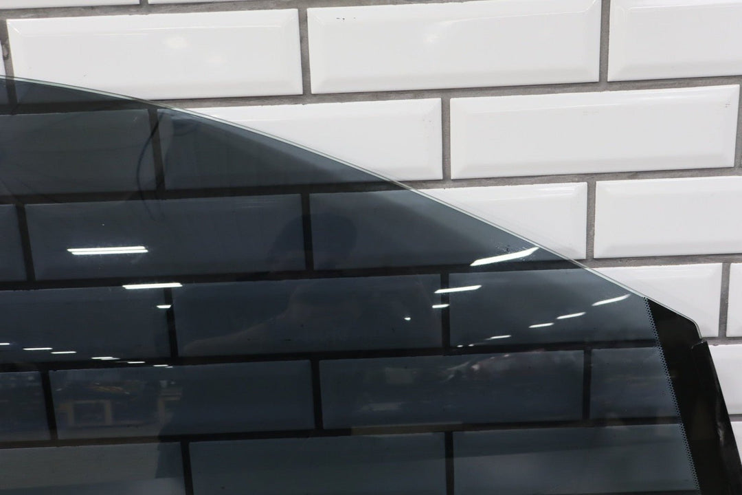 2004 Pontiac GTO Right Front Door Window 92092783