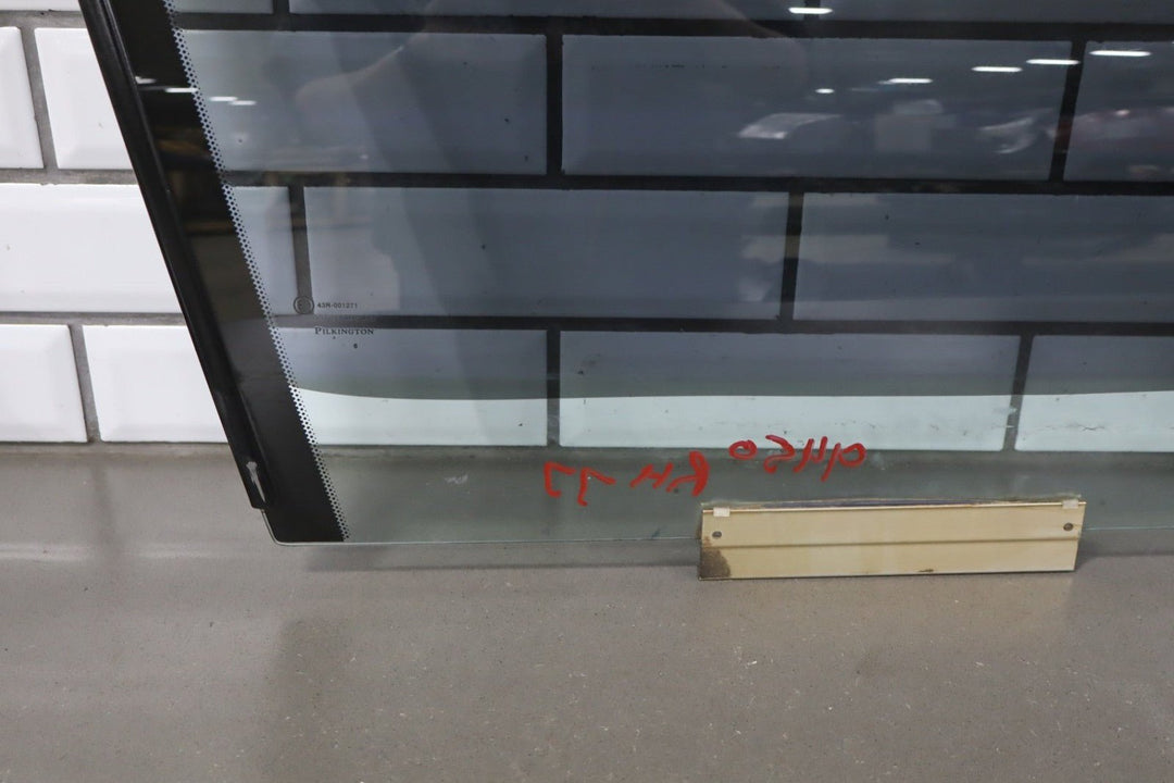 2004 Pontiac GTO Right Front Door Window 92092783