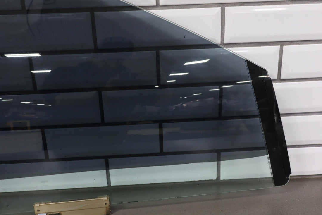 2004 Pontiac GTO Right Front Door Window 92092783