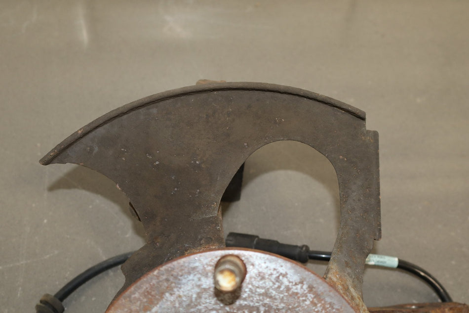 2004 Pontiac GTO Right Front Spindle 92171966