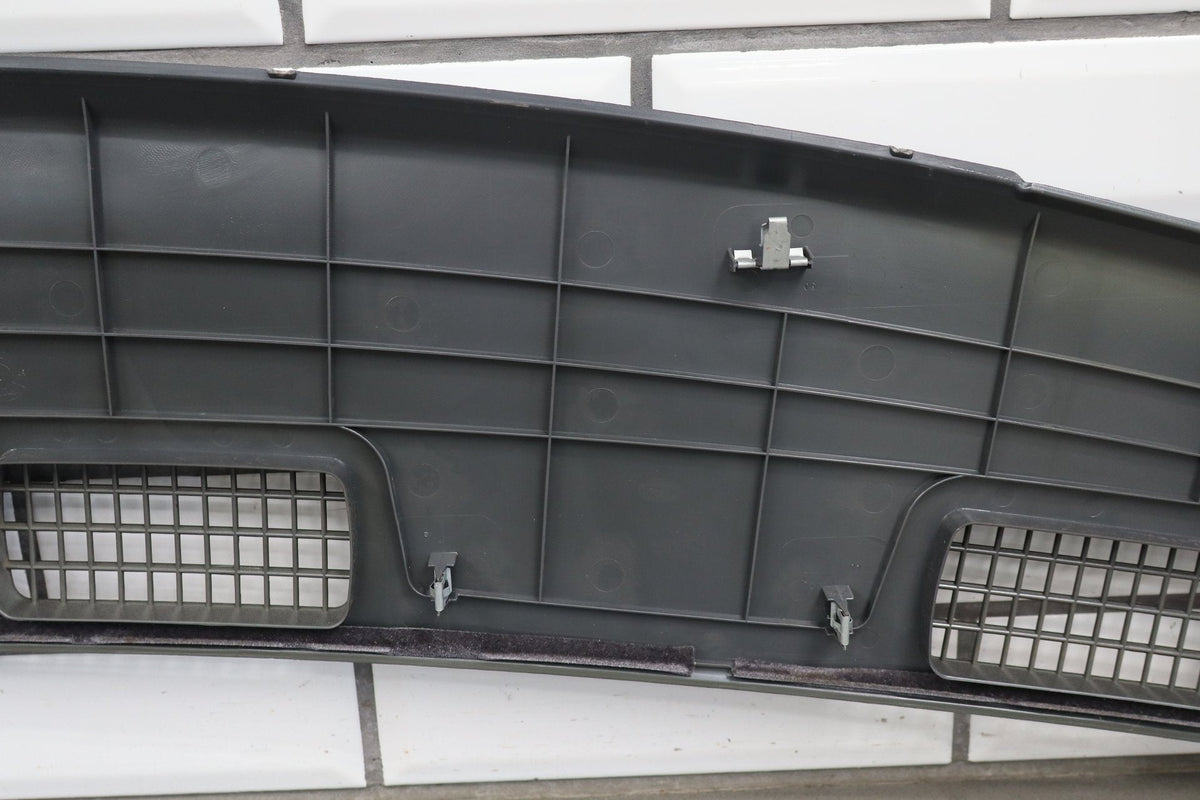 2004 Ram 1500 Dash Defroster Vent OEM