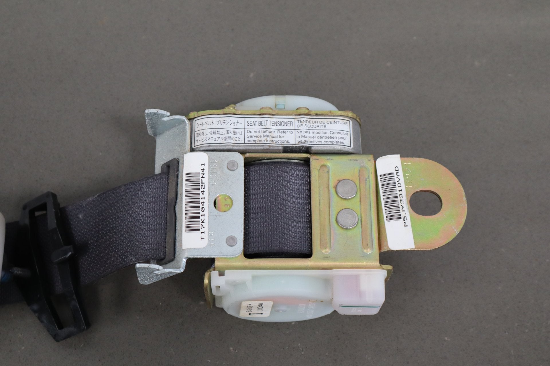2004 Ram 1500 Left Front Seat Belt Dark Slate Gray DV