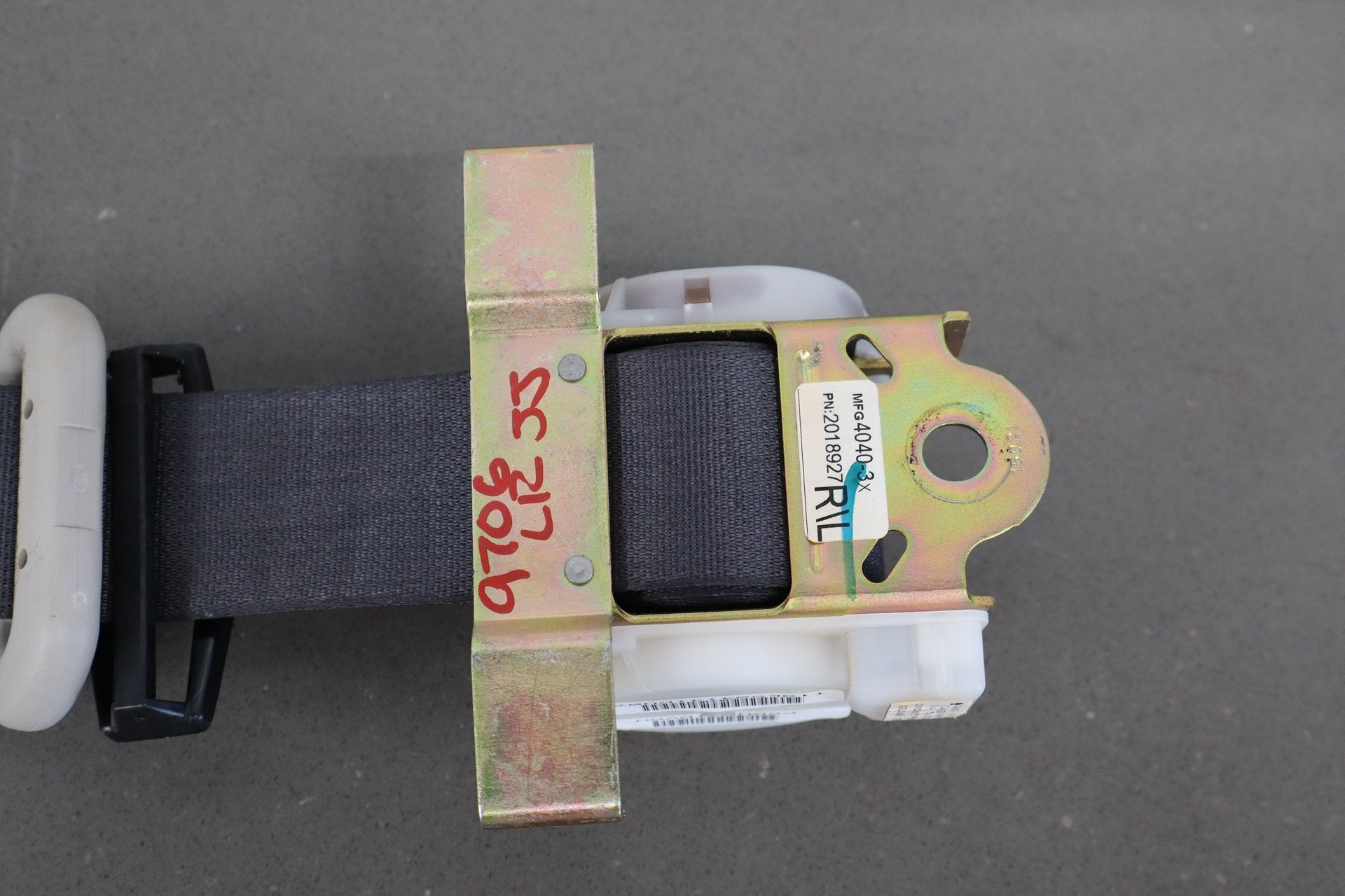 2004 Ram 1500 Left Rear Seat Belt Dark Slate Gray DV