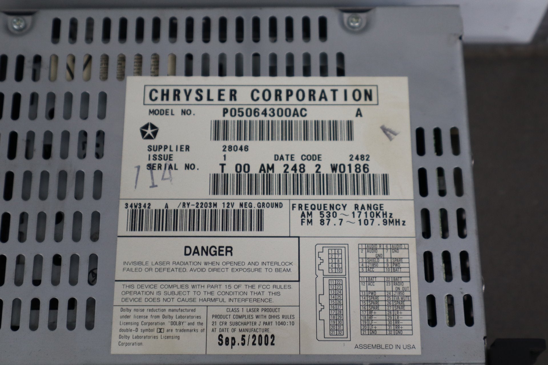 2004 Ram 1500 Radio OEM AM/FM/CD/Cassette Tested